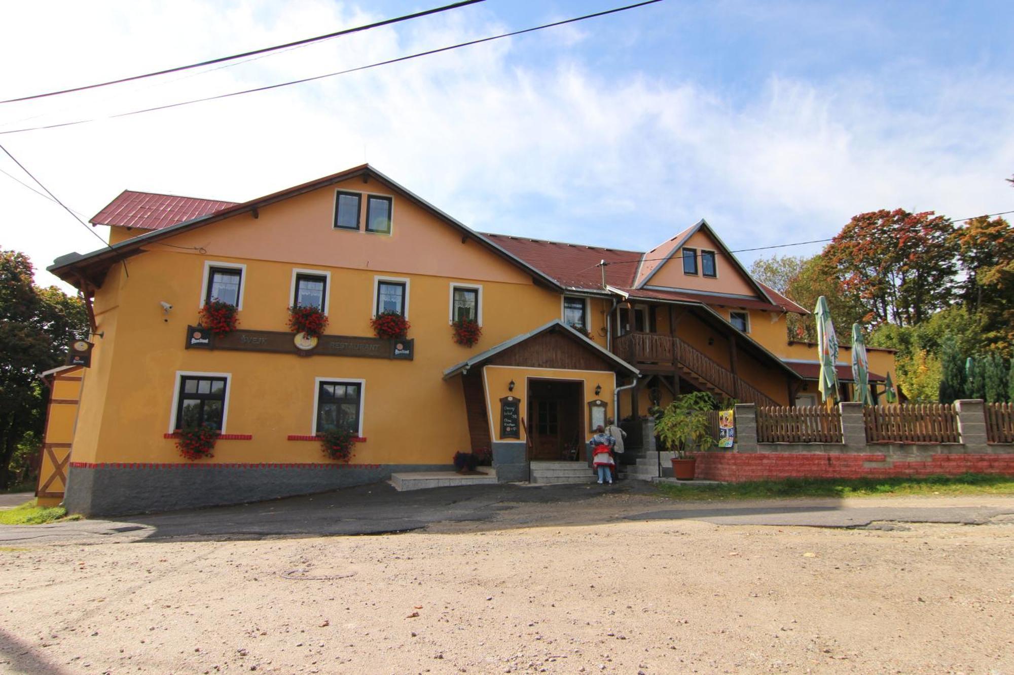 Hotel Restaurant Svejk Бублава Екстер'єр фото